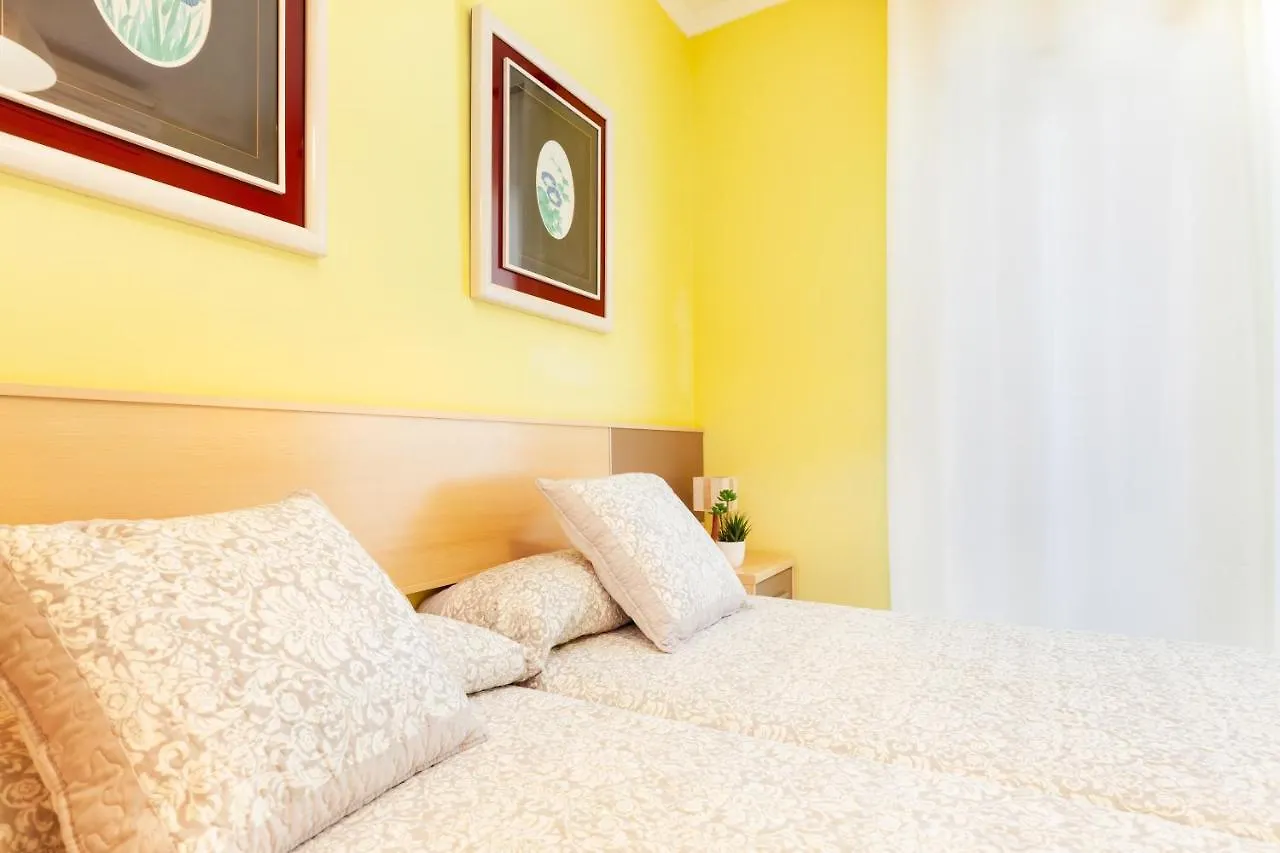 Click&Flat Fira Gran Via Apartment L'Hospitalet de Llobregat